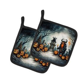 Krampus The Christmas Demon Spooky Halloween Pair of Pot Holders Kitchen Heat Resistant Pot Holders Sets Oven Hot Pads for Cooking Baking BBQ